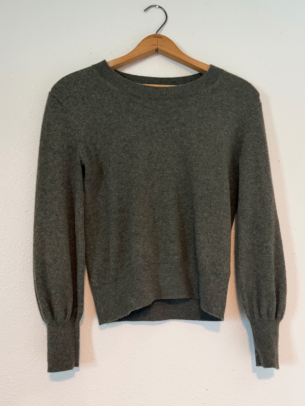 Everlane sz S Cashmere Long Sleeve Crew Neck Sweater Puff Sleeve, Green
